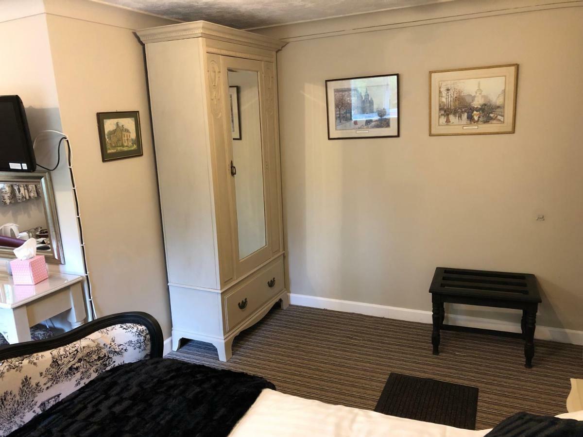 Guest house Calcutts House 4*